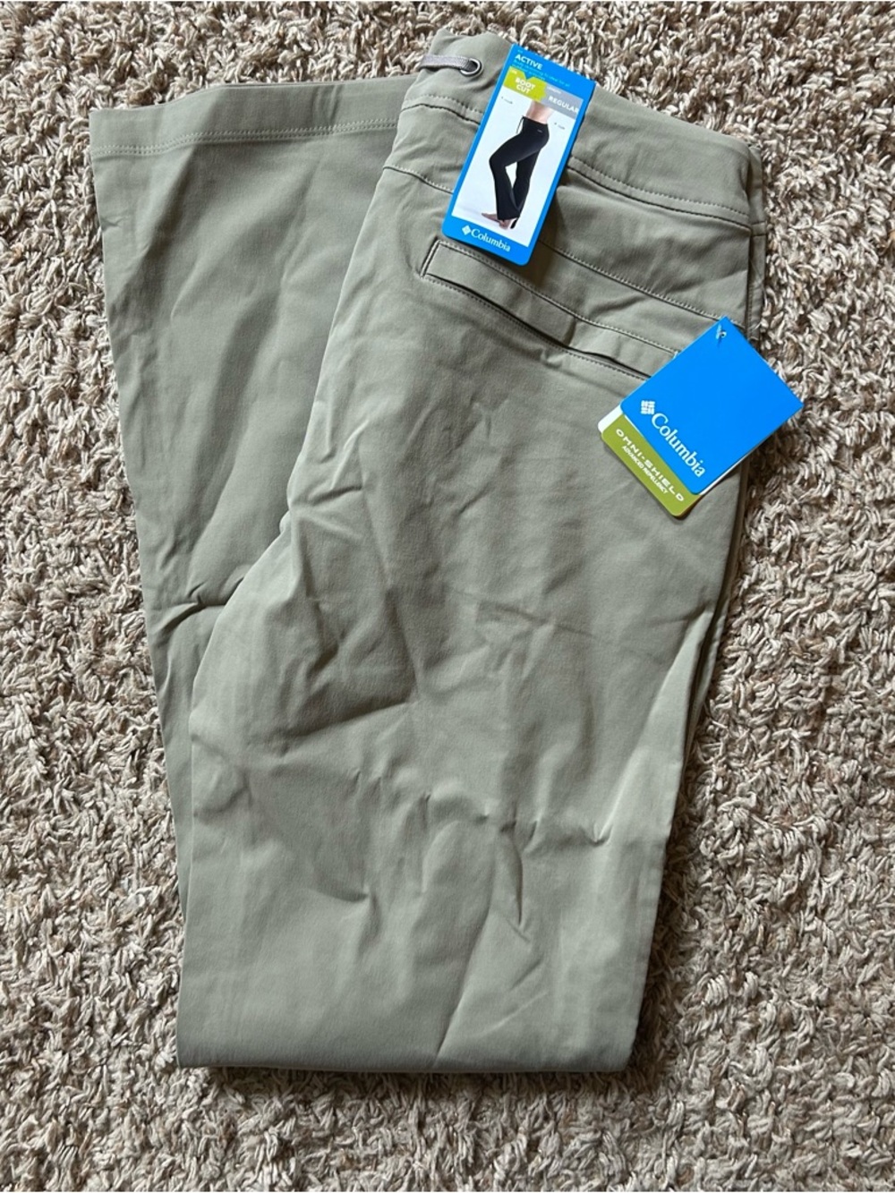 Columbia Women’s Active boot cut Tan pants